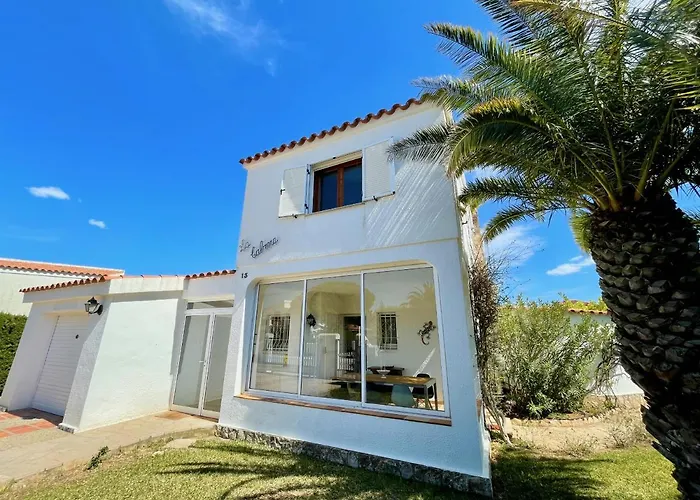 Cabrera Villa *